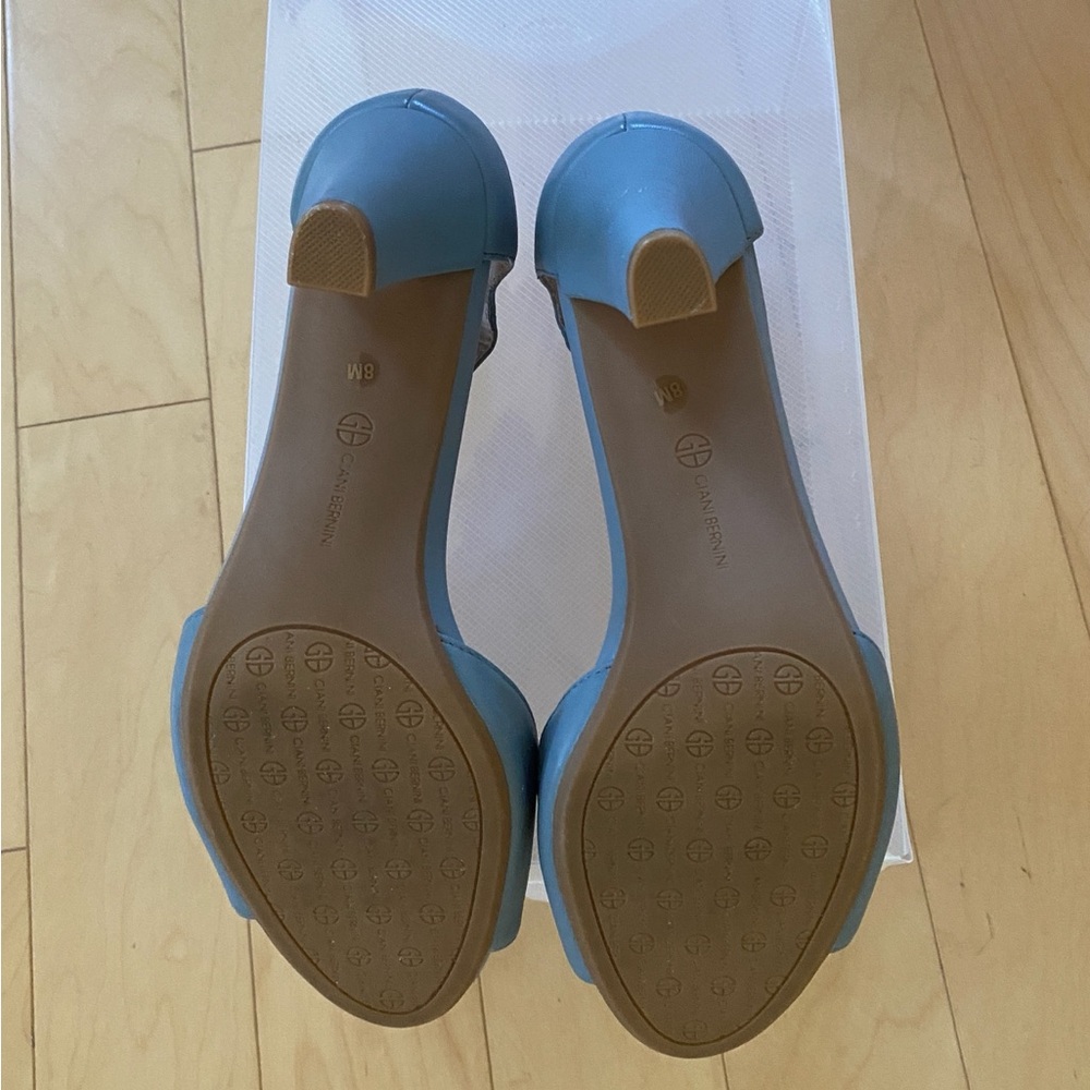 Giani Bernini Leather Light Blue T-Strap Heels - Picture 6 of 10